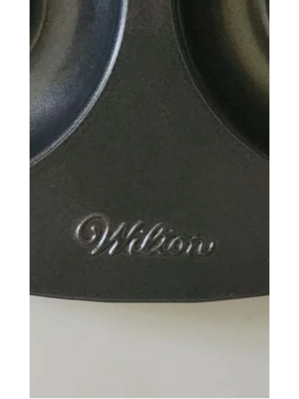 Wilton 6-Cavity Nonstick Donut Pan New Never Used Doughnut Baking Pan Bakeware